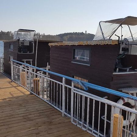 Hausboot Krakow Am See Forelle 1 Und 2 Екстериор снимка