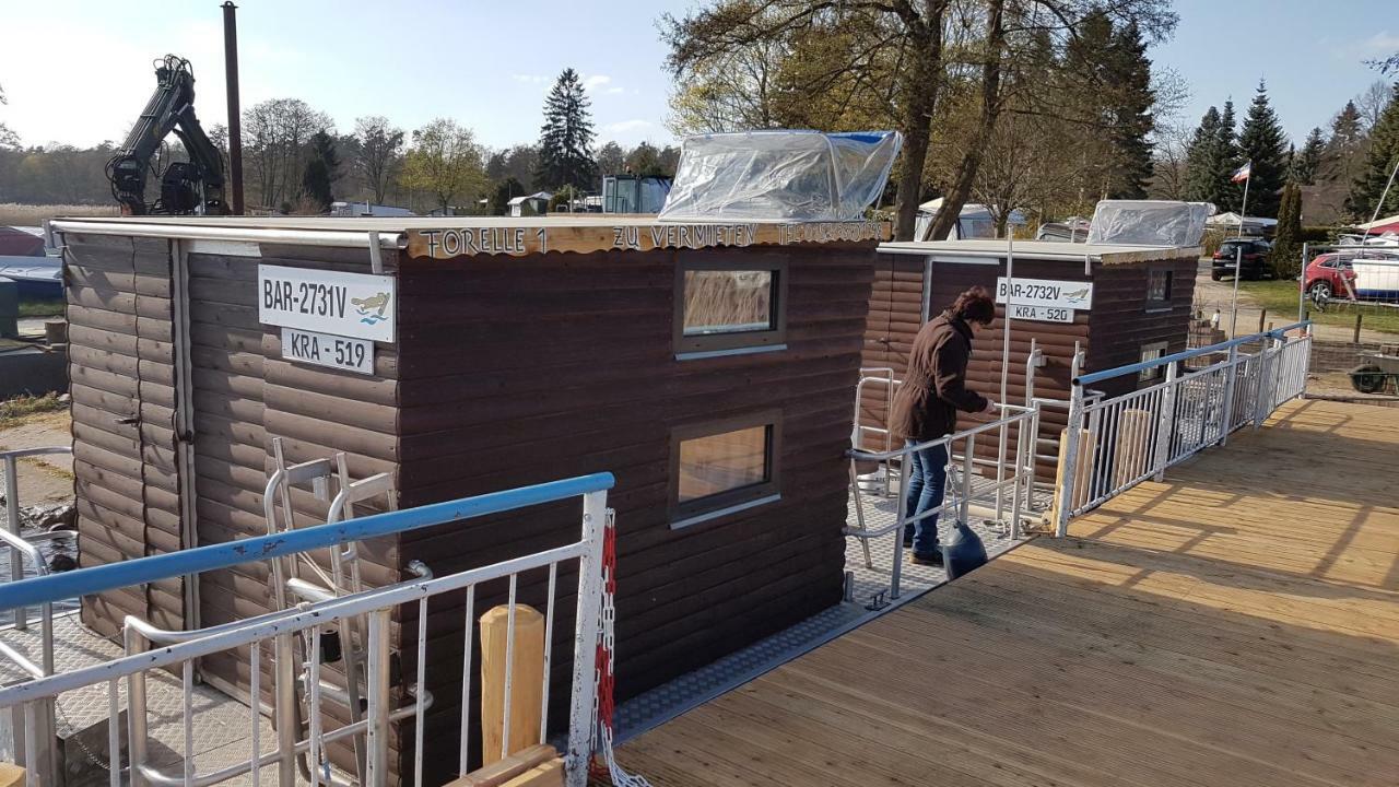 Hausboot Krakow Am See Forelle 1 Und 2 Екстериор снимка